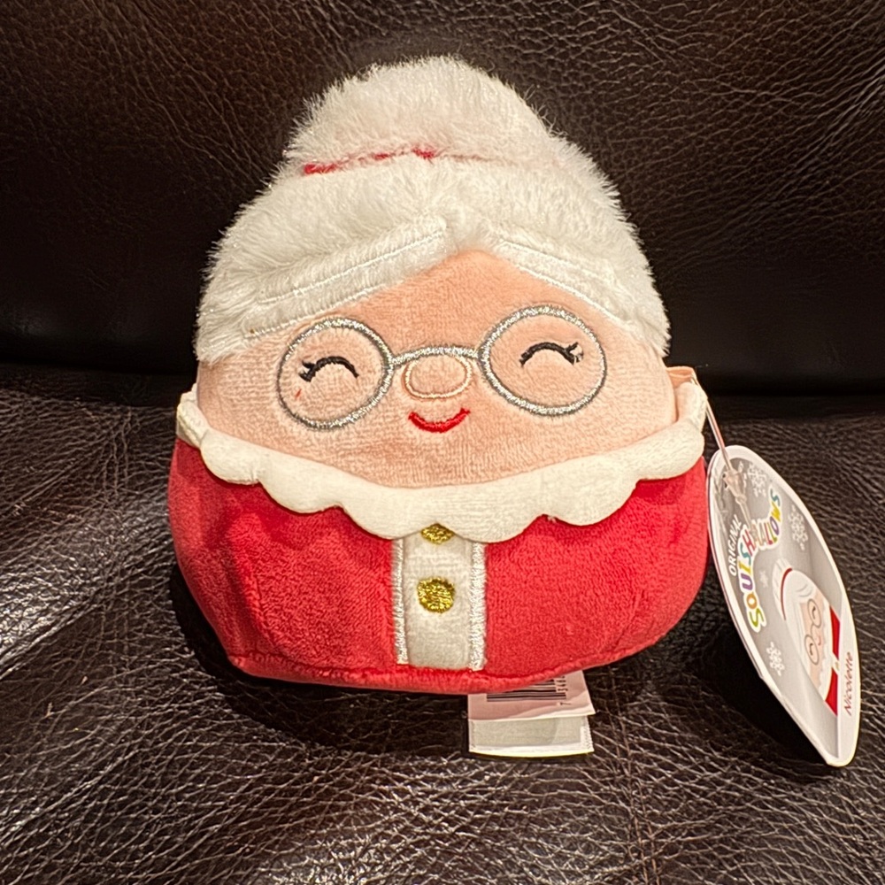 5”Nicolette NWT - Squishmallows Mrs. Claus Plush Toy